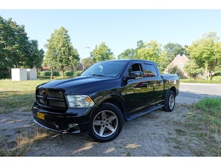 Dodge Ram 1500 5.7 V8 4x4 Crew Cab 5'7 | Schuifdak | Trekhaak | NAP |