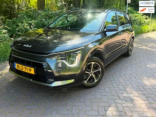 Kia Niro 1.6 GDi DynamicPlusLine 1 Eig. 15000 km b.j. 11-2024 vele extra's vol led ,head-up ,electr.klep