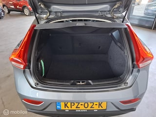 Volvo V40 2.0 T2 Momentum | PARK. SENSOR - RIJKLAARPRIJS