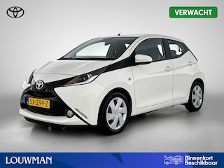 Toyota Aygo 1.0 VVT-i x-nav | Navigatie | Airco | Achteruitrijcamera | Elektrische ramen voor | Elektrisch verstelbare spiegels |