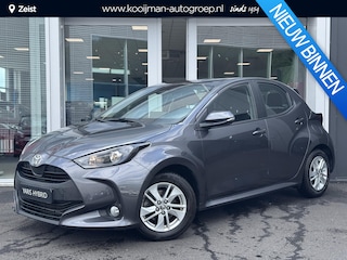 Toyota Yaris 1.5 Hybrid 115 Ative Plus Parkeersensoren voor + achter, Stoelverwarming & Stuurwiel verwarmd, Apple Carplay en/of Android auto navigatie, Adaptieve cruise control