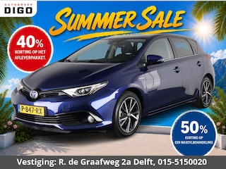 Toyota Auris 1.8 Hybrid Executive | Navigatie | Sportstoelen | Camera | Lichtmetalen velgen |