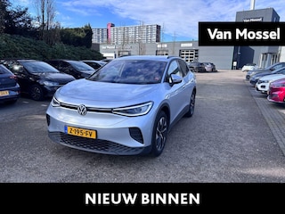 Volkswagen ID.4 Pro Business 77 kWh SoH ... | IQ-Light | All Season Banden | Achterklep Elektrisch | Trekhaak (Elektronisch) | Stoel en Stuurverwarming |