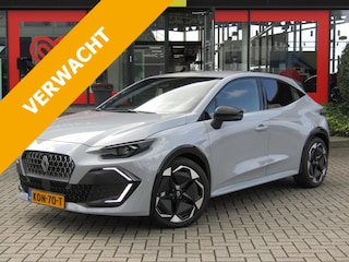 Renault Clio 6 Techno 1.8 E-Tech Full Hybrid 160pk / Navigatie / 360 Camera / Stoelverwarming
