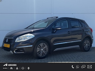 Suzuki S-Cross SX4 1.6 High Executive / Lederen bekleding /Panorama schuifdak / Stoel verwarming / Cruise control / Navigatie /