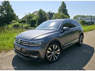 Volkswagen Tiguan 1.5 TSI / 3x R-Line / Pano / Carpl. / Luxe