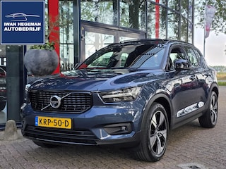 Volvo XC40 1.5 T4 Recharge R-Design | Panoramadak | Wegkl. Trekhaak | Navigatie | Parkeersensoren + Camera | Adapt. Cruise