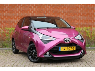 Toyota Aygo 1.0 VVT-i 73pk x-clusiv UNIEK! | NL-auto | Unieke kleur! | Luxe! | Airco | Cruise control | Multimedia | Elek. ramen | Metallic lak |