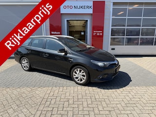 Toyota Auris Touring Sports 1.8 Hybrid Aspiration *Met trekhaak!*
