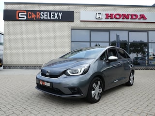 Honda Jazz 1.5 i-MMD 109pk Hybrid CVT Executive Nieuwstaat 18853 km Trekhaak
