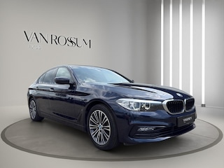 BMW 530 e iPerformance | Leder | Sportstoelen | Sfeer | Camera | Parksenors V+A | 18" |