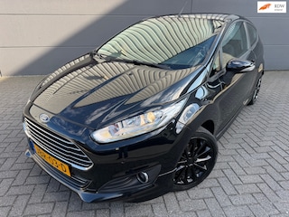 Ford Fiesta 1.0 EcoBoost Titanium ST Line 125PK*Bluetooth*Velgen*Trekhaak*Park-Sensoren*NEW-APK