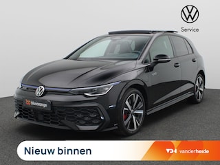 Volkswagen Golf 1.5 eHybrid GTE 272 PK SOH 100%, Panorama Dak, Head-up Display, Dodehoek Detectie, Keyless, Matrix Led, Stoelverwarming, Trekhaak