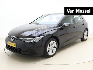 Volkswagen Golf 1.0 TSI Life | TREKHAAK | CLIMATE CONTROL | NAVIGATIE