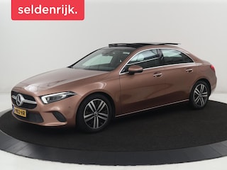 Mercedes-Benz A-klasse 200 Business Solution Luxury | Trekhaak | Panoramadak | Leder | Memory | Sfeerverlichting | Full LED | Stoelverwarming | Camera | Park assist | Cruise control |