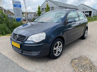 Volkswagen Polo 1.4-16V Optive