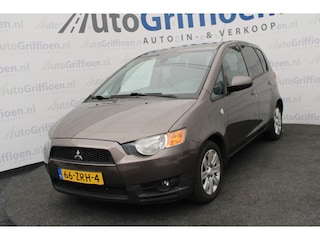 Mitsubishi Colt 1.3 Edition Two nette 5-deurs met trekhaak