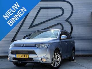 Mitsubishi Outlander 2.0 PHEV Executive Edition 1e Eigenaar|Camera|Cruise|Trekhaak|Navi|Lm velgen|Elek ramen|Nieuwe APK bij aflevering