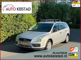 Ford Focus Wagon 1.6-16V AIRCO/CARPLAY/CRUISE! APK 07-2027!