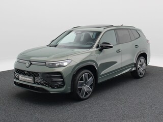 Volkswagen Tayron R-Line Edition 1.5 eHybrid 204 PK | Trekhaak| Panoramadak | Head-Up Display | 360 Camera | Adaptieve Cruise Control |