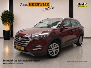 Hyundai Tucson 1.7 CRDi Comfort Airco (automatisch) | Trekhaak | stoelverwarming | set winterbanden met lichtmetalen velgen