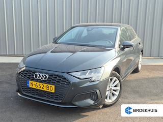 Audi A3 Sportback 30 TFSI Business edition 110Pk DSG/AUTO | Navigatie | App Connect | Keyless entry/start | Stoelverwarming | Parkeersensoren voor/achter | DAB | LED | 16"LMV
