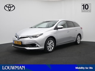 Toyota Auris Touring Sports 1.8 Hybrid Executive | Parkeersensoren V+A | Stoelverwarming | Trekhaak | Onderweg-naar-dealer