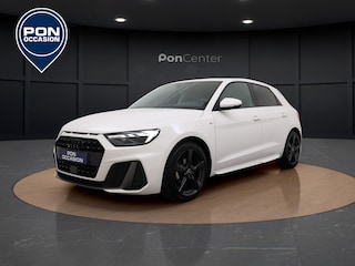 Audi A1 Sportback 25 TFSI S-line | Stoelverwarming | Parkeerhulp | Full LED | Carplay | Getint Glas | 17'' | Optiek Zwart |