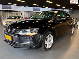 Volkswagen Jetta 1.6 TDI Highline BlueMotion