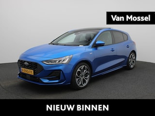 Ford Focus Hybrid ST Line Style | Panoramadak | 18 inch | Winter Pack | Family Pack | Parking Pack | Design Pack | Privacy Glass | Camera | Keyless Entry |