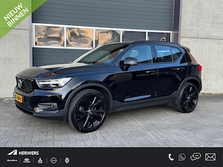 Volvo XC40 2.0 T4 R-Design / Navigatie / Airco Automatisch / Sensoren Voor&Achter / Achterklep Automatisch / Start&Stop /