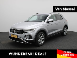 Volkswagen T-Roc 1.0 TSI Life 110 PK| Origineel Nederlands | Navigatie | Achteruitrijcamera | Digitale Cockpit Pro | Parkeersensoren | Privacy Glas