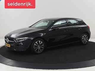 Mercedes-Benz A-klasse 180 Business Line | Half Leder | Stoelverwarming | Adaptive cruise | Camera | Park assist | Carplay | Climate control | Navigatie | DAB |