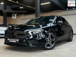 Mercedes-Benz A-klasse 200 Business Solution Luxury AMG Line/Carplay/Sfeerverlichting