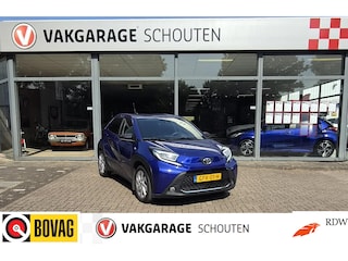 Toyota Aygo 1.0 VVT-i MT first|Apple|17 inch|Camera