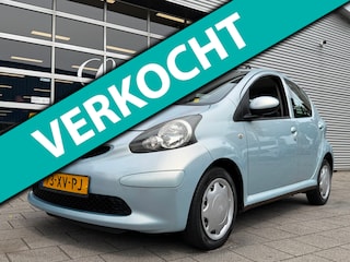 Toyota Aygo 1.0-12V + - 5Drs - Stuurbekrachtiging I Elektrisch pakket I Nwe APK 07-2027