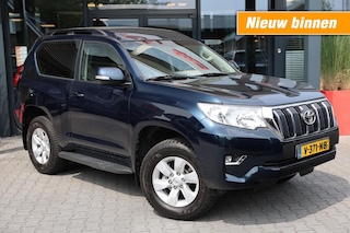 Toyota Land Cruiser 2.8 D-4D 3DRS CHALLENGER A/T VAN