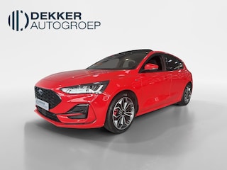 Ford Focus 1.0 EcoBoost Hybrid 125 pk ST Line X Panoramadak - Groot navigatie - 18inch LM Velgen - Driver Assistance Pack - Winter Pack - Race Red