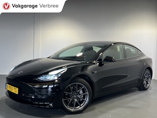 Tesla Model 3 Standard RWD Plus 60 kWh | Navigatie | LM Velgen 18" | Panoramadak | Voorstoelen Verwarmd | Cruise Control | Dodehoekdetectie | Airco Automatisch |