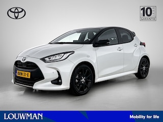 Toyota Yaris 1.5 Hybrid Executive + | Dealer Onderhouden | JBL | Head-Up Display | Dodehoek detectie | Stoel+stuurverwarming | Parkeersensoren voor+achter | Apple CarPlay/Android Auto | Cruise Control Adaptive |