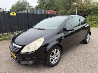 Opel Corsa 1.4-16V Enjoy Koppakking defect