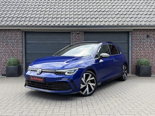 Volkswagen Golf 1.5 ETSI R-LINE 150PK DSG PANO HUD HK KEYLESS