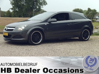 Opel Astra GTC 1.6 Business - Airco - Navigatie