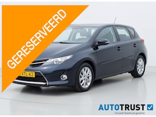 Toyota Auris 1.3 Now AIRCO CRUISE TREKHAAK