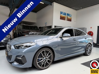 BMW 2-serie M Sport HUD Carplay Panoramadak 19 inch M Sport velgen