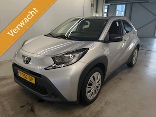 Toyota Aygo 1.0 VVT-i MT Play