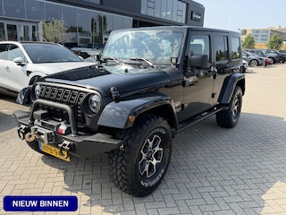 Jeep Wrangler Unlimited 3.8 Sahara