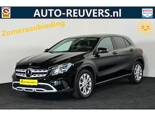 Mercedes-Benz GLA 180 Ambition / Bluetooth / Airco / Camera