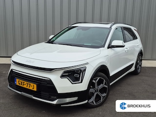 Kia Niro 1.6 GDi PHEV ExecutiveLine 183PK /AUTO | Schuif/kanteldak | Trekhaak | Achteruitrijcamera | App connect | Navi | stoelverwarming/ventilatie | Keyless | LED | DAB | 18"LMV