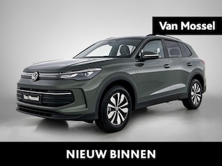 Volkswagen Tiguan 1.5 eHybrid Limited Edition 204 PK | Automaat | Navigatie | Trekhaak inklapbaar | 360 Camera | Apple CarPlay | Android Auto | Grootlichtassistent | Adaptive Cruise Control | Lane Assist | Side Assist | Climatronic |